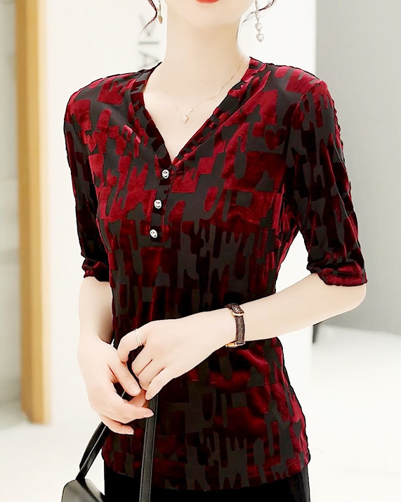 820197 - H1350 烧花丝绒上衣