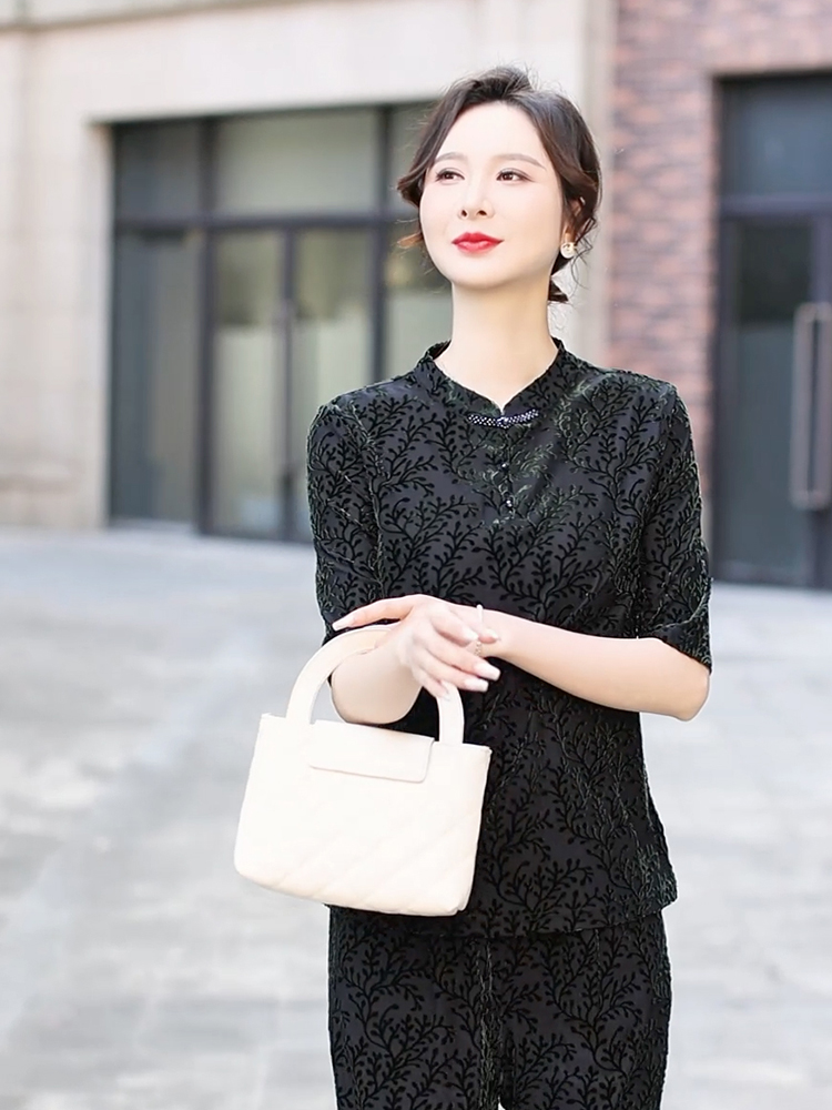 510698-61时尚丝绒上衣