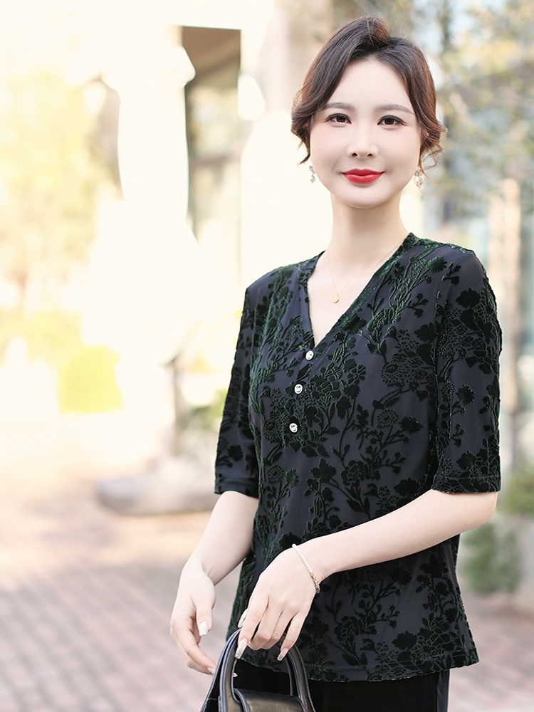 820598-61时尚丝绒上衣