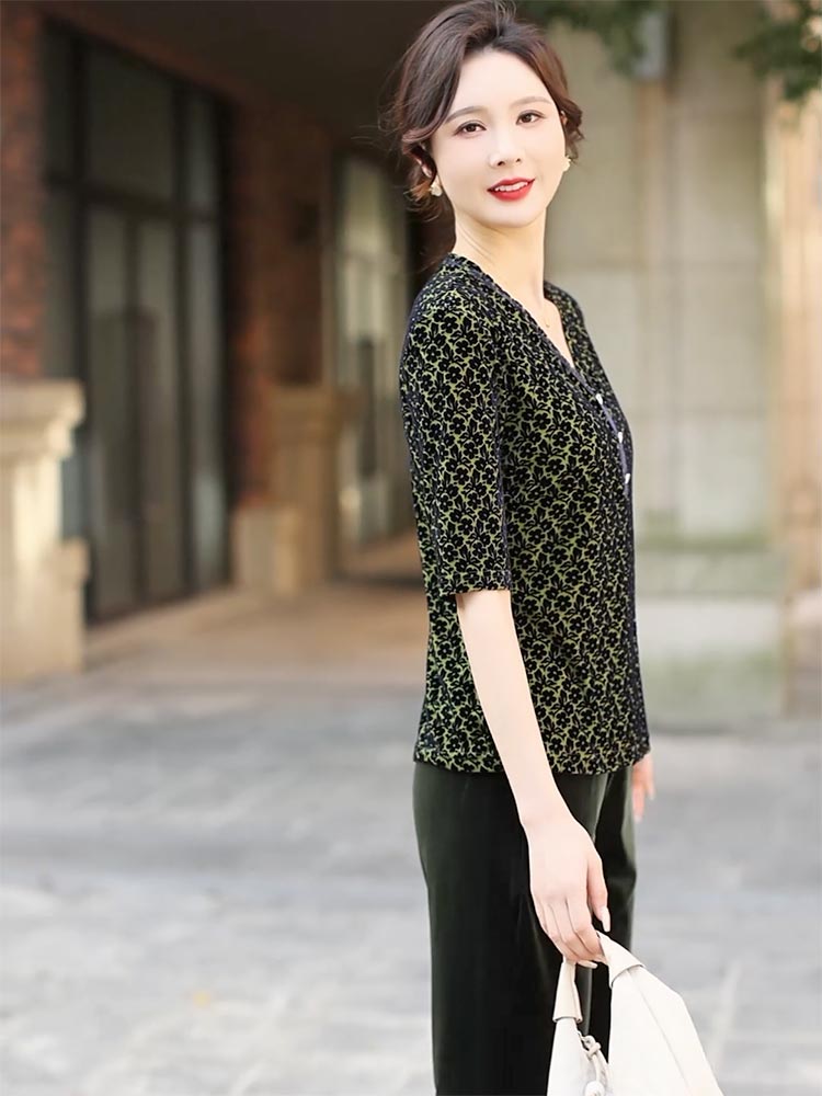 Exquisite Daily Outfits for Middle - aged Women    820511-32